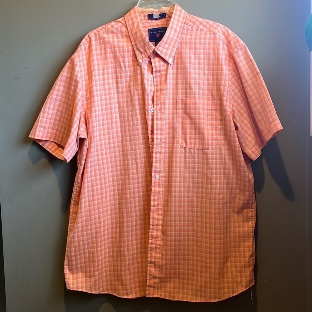 Used Men’s Saddlebred Button down shirt.